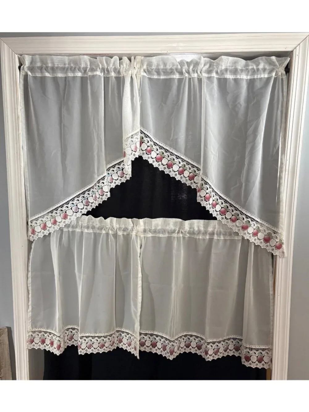 Cream Apple Kitchen Curtains Swag & Tier Set 60